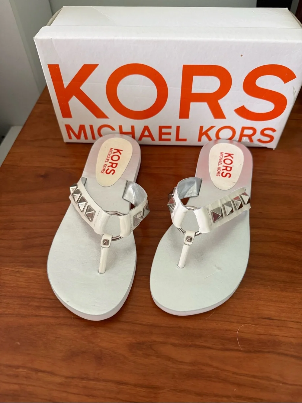 Michael Kors White Thong Sandals with Silver Studs